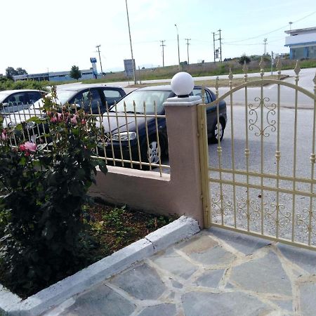 Cozy Apartments Komotini Exterior foto